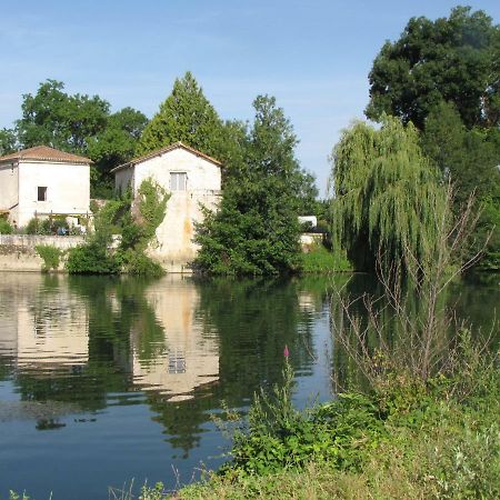 La Rive Chambre D Hotes The Riverside Retreat Jarnac Zewnętrze zdjęcie